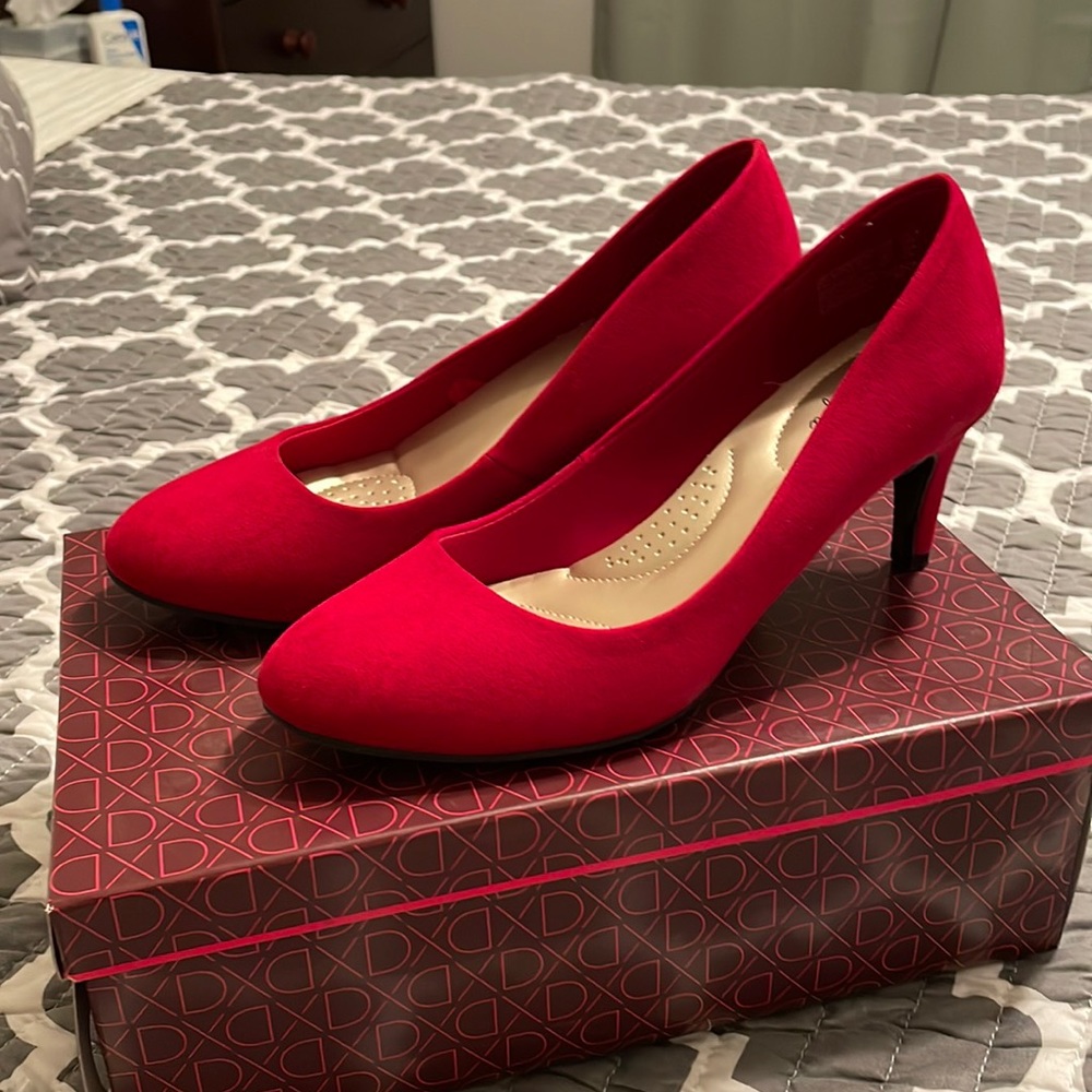 Red kitten heels